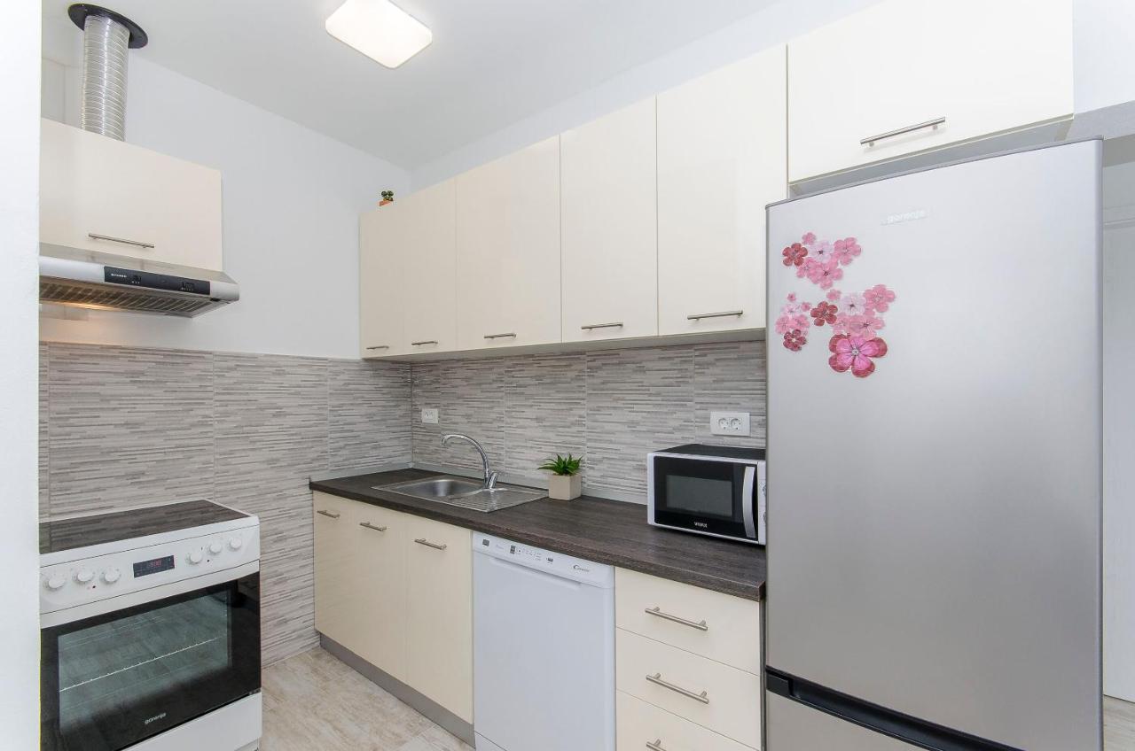 Apartment Paradise Postira Luaran gambar